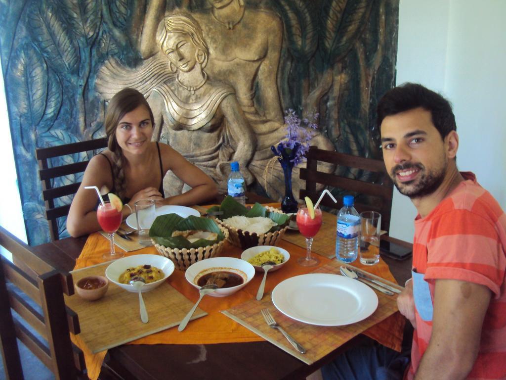 Hotel Moonstone Anuradhapura Exterior photo
