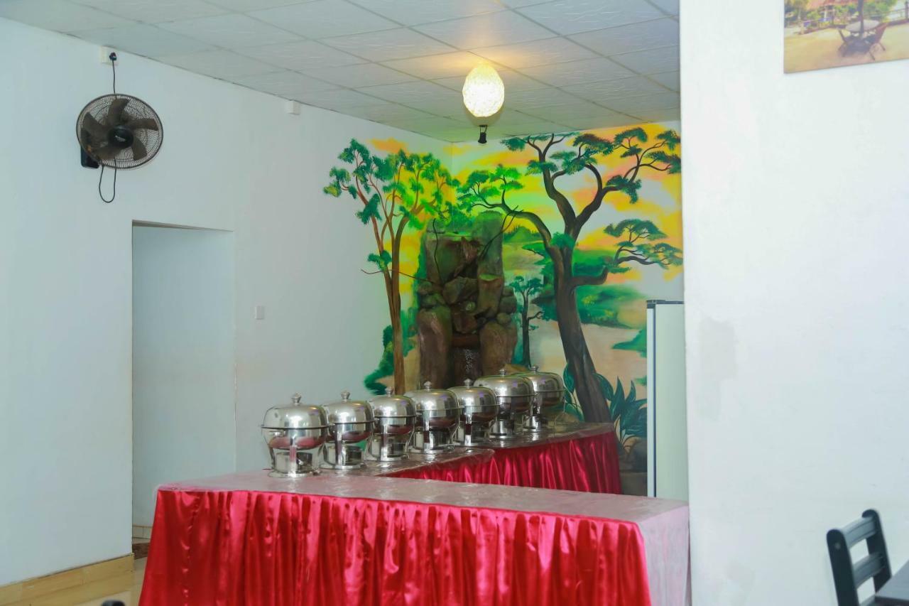 Hotel Moonstone Anuradhapura Exterior photo